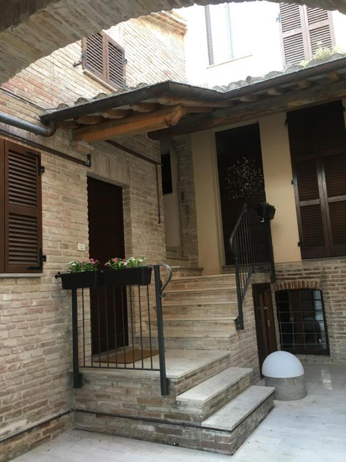 Il Borghetto Medievale Suite Fabriano Zewnętrze zdjęcie